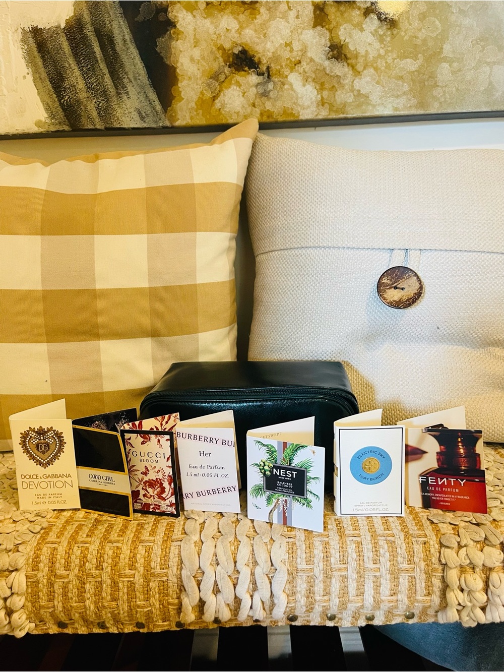 New Gucci Bloom Electric Sky Tory Burch Parfum 1.5 mL & Assorted Parfum & Facial